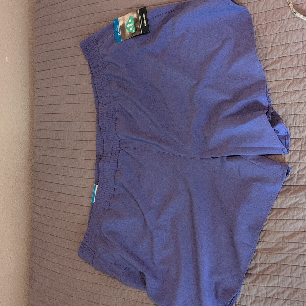 Columbia purple shorts - Picture 2 of 12